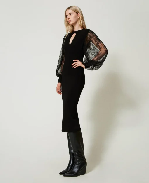 Midikleid Aus Gestrick Und Spitze