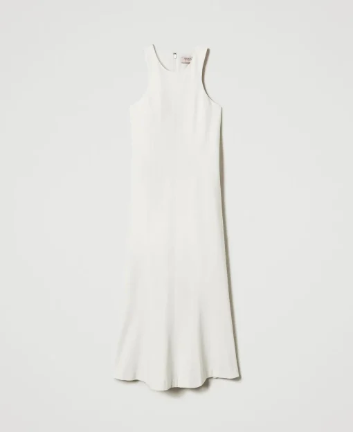 Midikleid Mit Amerikanischer Schulter