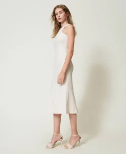 Midikleid Mit Amerikanischer Schulter