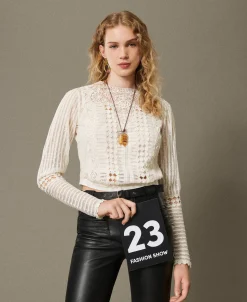 Musselinbluse Mit Spitze Und Stickereien