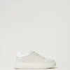 Perforierter Sneaker Mit Logo