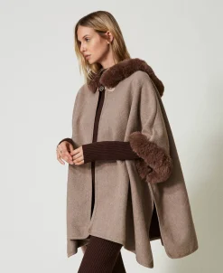 Poncho Aus Tuch Und Pelzimitat