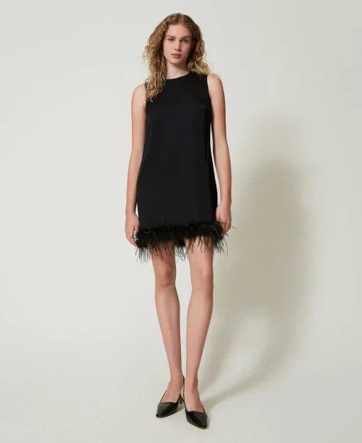 Ärmelloses Minikleid Aus Satin Mit Federn