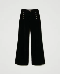 Samthose Mit Knöpfen