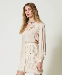 Satinbluse Mit Volant