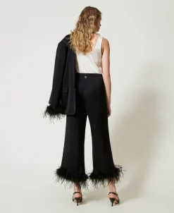Satinhose Mit Federn