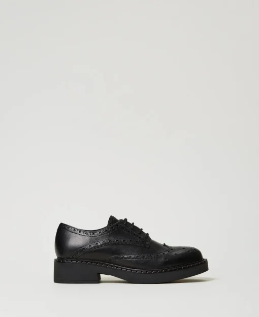 Schnürschuh Aus Leder