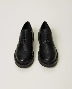 Schnürschuh Aus Leder