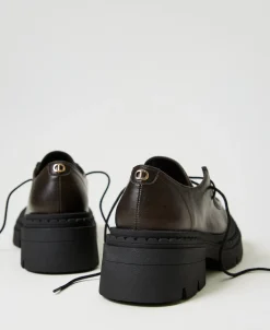 Schnürschuh Mit Oval T