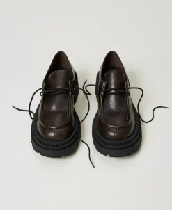Schnürschuh Mit Oval T