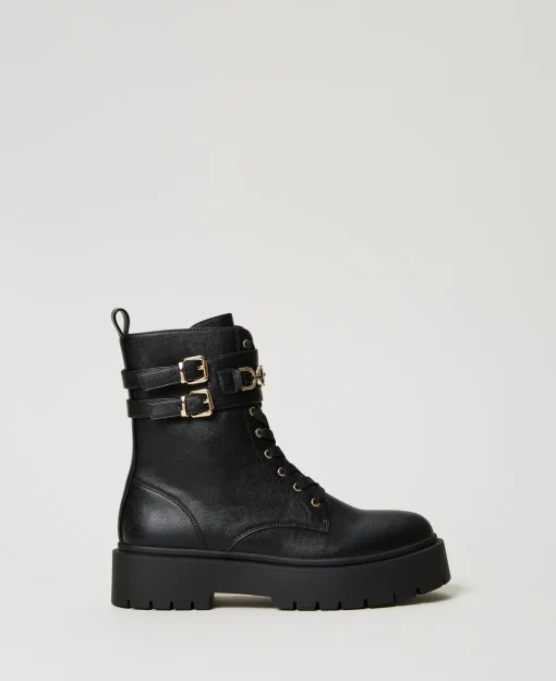 Schnürstiefelette Mit Schnallen Und „Oval T“-Ziertrense