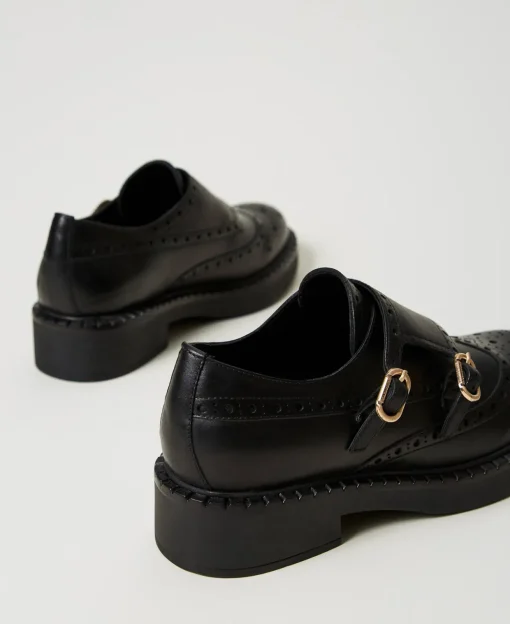 Schuhe Aus Leder Mit Riemchen