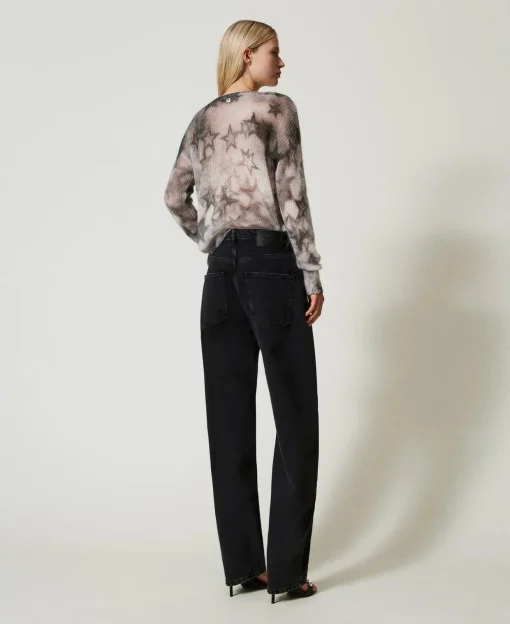 Schwarze Carrot-Fit-Jeans Mit Fünf Taschen