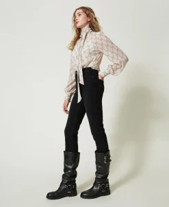 Slim-Fit-Jeans Mit Fünf Taschen