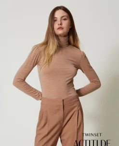 Slim-Fit-Shirt Mit Rollkragen