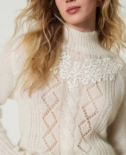 Stehkragenpullover Aus Wolle Und Mohair Mit Spitze