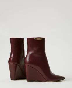 Stiefelette Mit Keilsohle Und Logoplakette