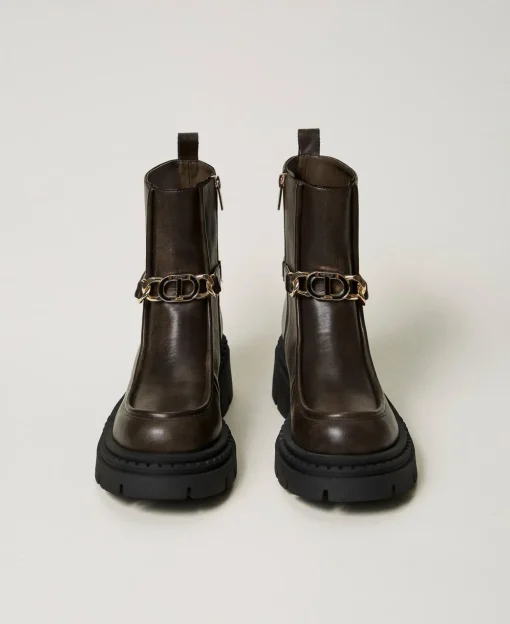 Stiefelette Mit „Oval T“-Ziertrense