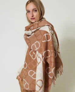 Stola Aus Jacquardtuch Mit Oval Ts