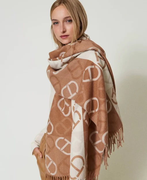 Stola Aus Jacquardtuch Mit Oval Ts