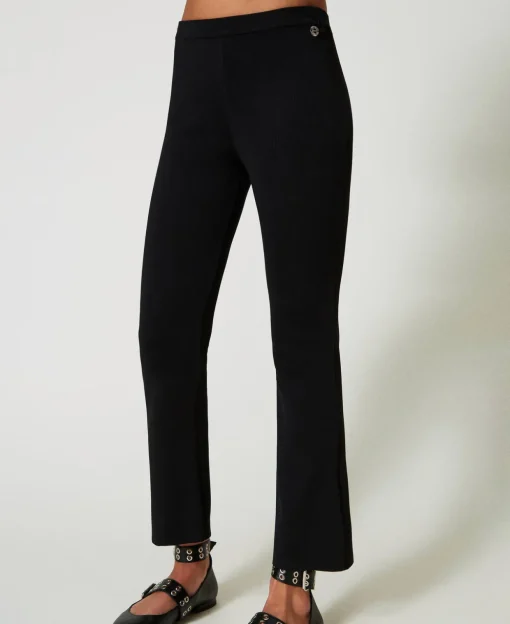 Strickhose Im Flare-Fit
