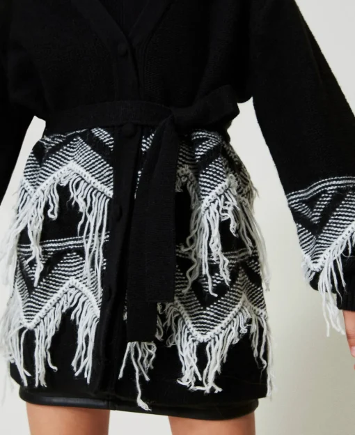 Strickmantel Aus Wollmischgarn Mit Fransen