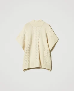 Strickponcho Mit Zopfmuster
