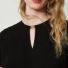 T-Shirt Mit Herzförmiger Schließe