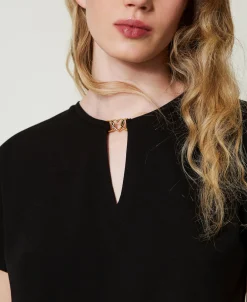 T-Shirt Mit Herzförmiger Schließe