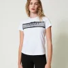 T-Shirt Mit Tüllvolant Und Aufgesticktem Logo