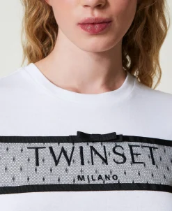 T-Shirt Mit Tüllvolant Und Aufgesticktem Logo