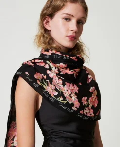 Tuch Mit Blumenprint