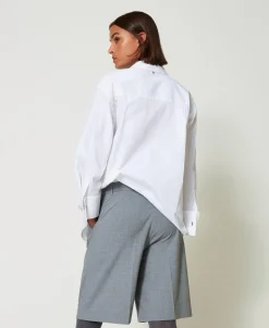 Von Hand Bestickte Shorts