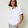 Von Hand Besticktes T-Shirt