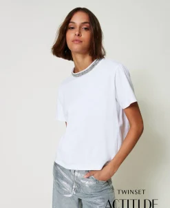 Von Hand Besticktes T-Shirt