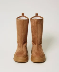 Wattierte Plateaustiefel