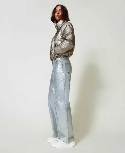 Wide-Leg-Jeans Mit Silberfarbener Beschichtung