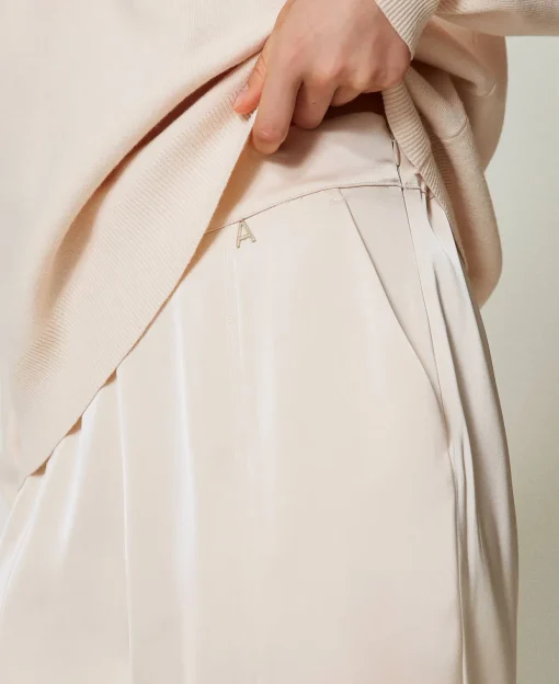 Zigarettenhose Aus Satin
