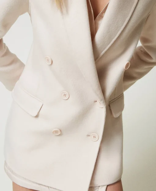 Zweireihige Jacke Aus Zweilagigem Wollmischtuch